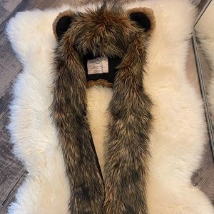 Unisex Spirithoods Grizzly Bear
